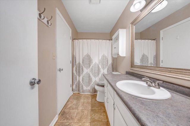 7022 Oak CT, Roanoke, VA 24018