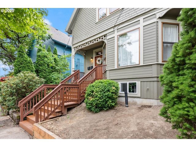 2115 Nw 22ND Ave, Portland, OR 97210