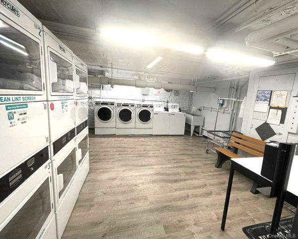 475 Bronx River Road 3G, Yonkers, NY 10704