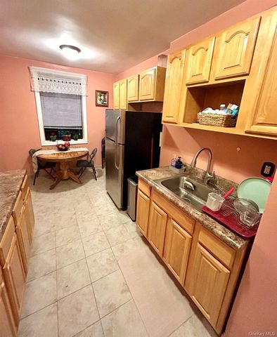 475 Bronx River Road 3G, Yonkers, NY 10704