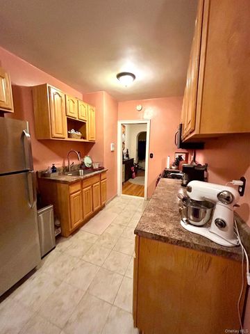 475 Bronx River Road 3G, Yonkers, NY 10704