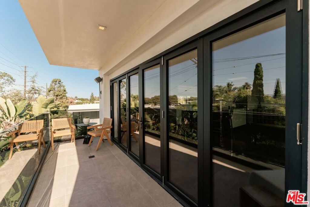 1208 Palms Boulevard, Venice, CA 90291 — photo 5