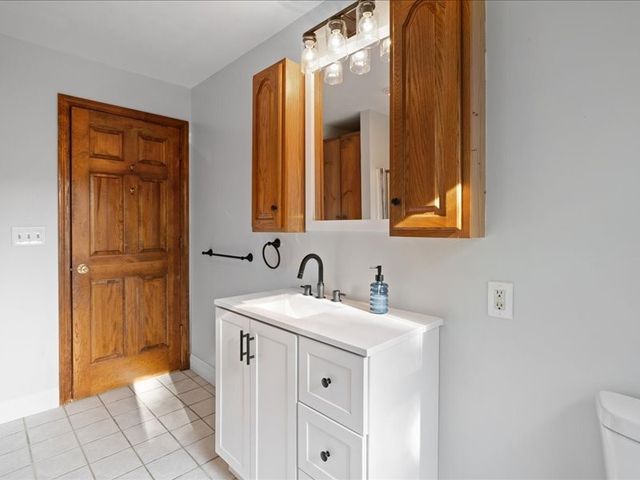 79 Cucumber Hill Road, Foster, RI 02825