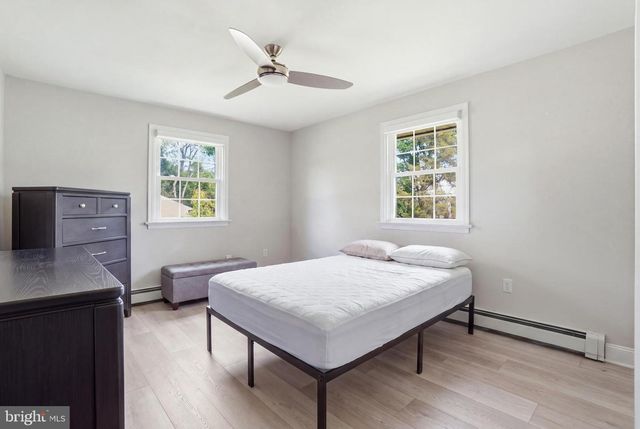 315 E 9TH AVE, Collegeville, PA 19426