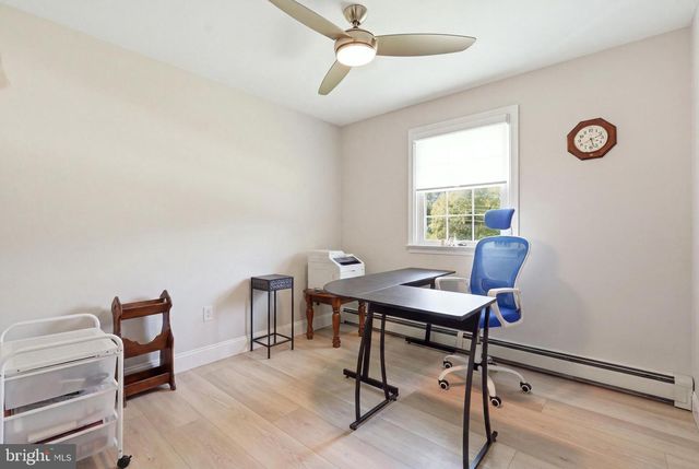 315 E 9TH AVE, Collegeville, PA 19426