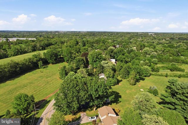 315 E 9TH AVE, Collegeville, PA 19426