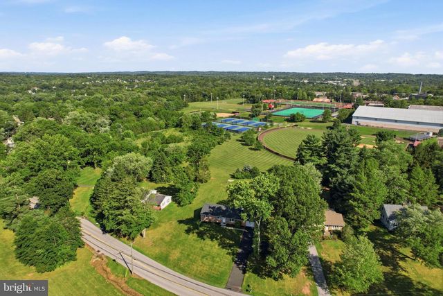 315 E 9TH AVE, Collegeville, PA 19426
