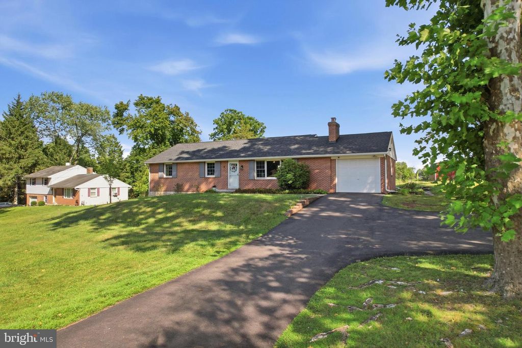 315 E 9TH AVE, Collegeville, PA 19426