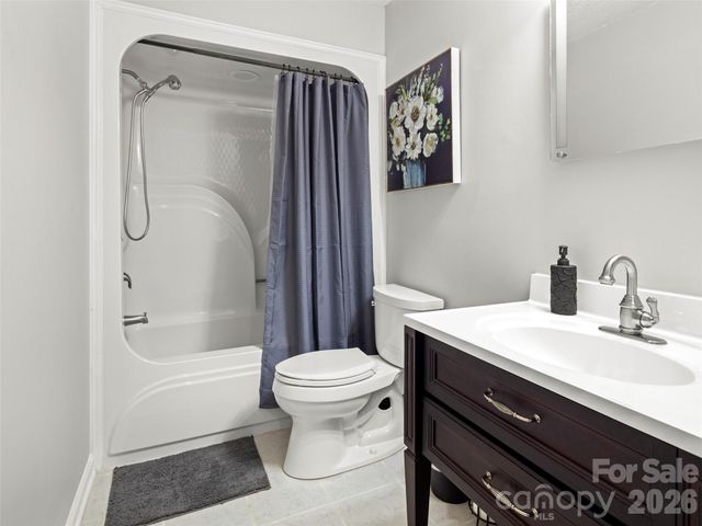 224 Clover Drive, Fletcher, NC 28732