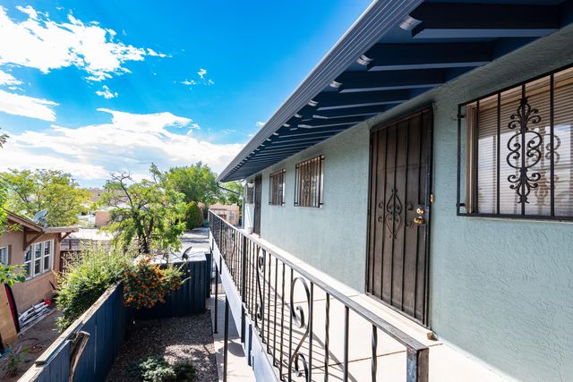 206 PRINCETON Drive SE 7, Albuquerque, NM 87106