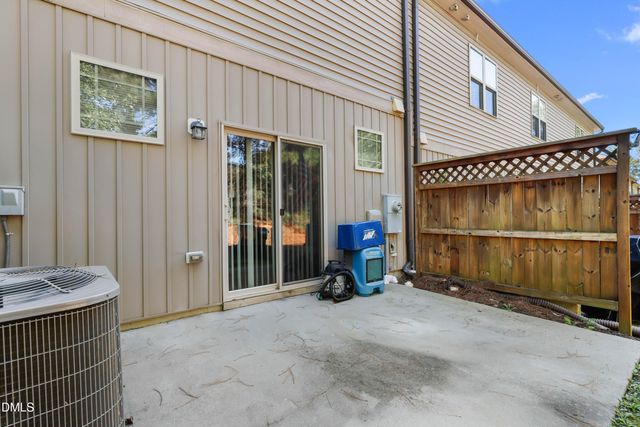 3977 Amelia Park Drive, Raleigh, NC 27606