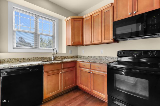 3977 Amelia Park Drive, Raleigh, NC 27606