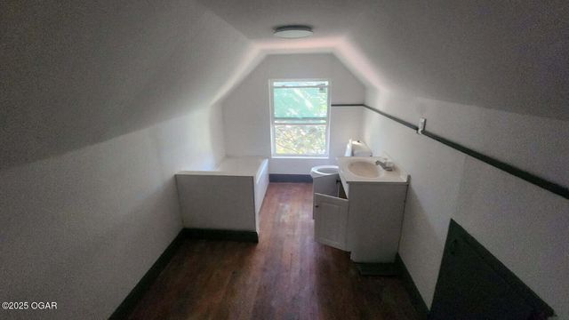 503 S Florida Avenue, Columbus, KS 66725