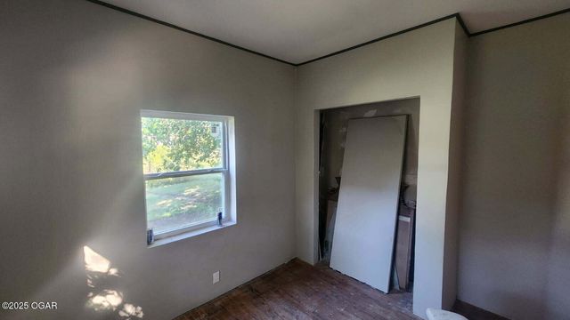 503 S Florida Avenue, Columbus, KS 66725