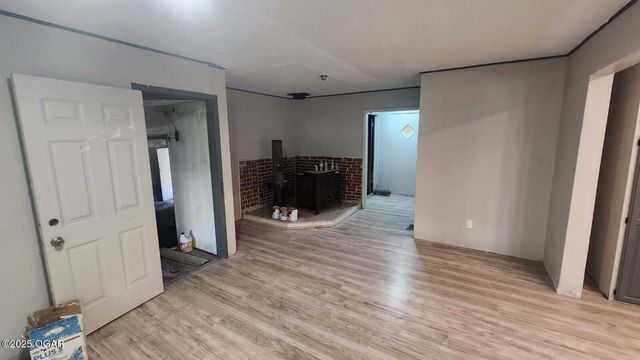 503 S Florida Avenue, Columbus, KS 66725