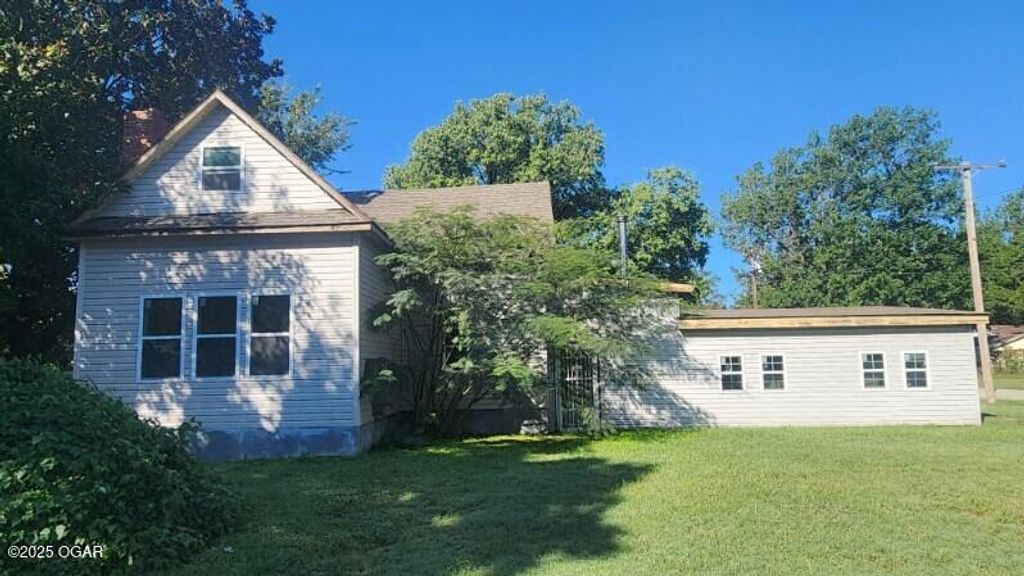 503 S Florida Avenue, Columbus, KS 66725