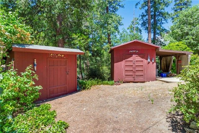 9339 Wood Road, Forest Falls, CA 92339