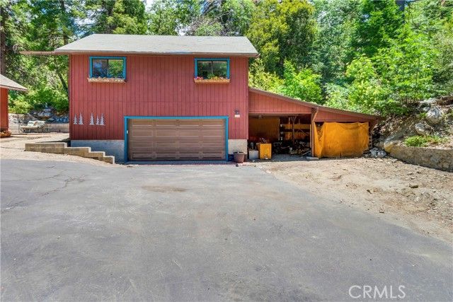 9339 Wood Road, Forest Falls, CA 92339