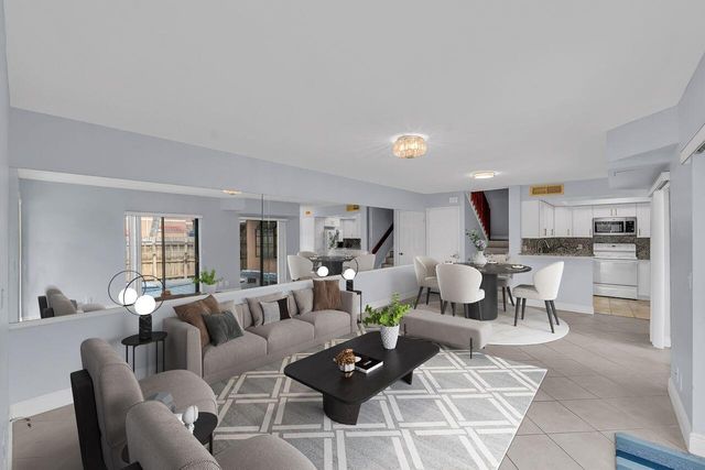 6169 Seven Springs Boulevard, Greenacres, FL 33463