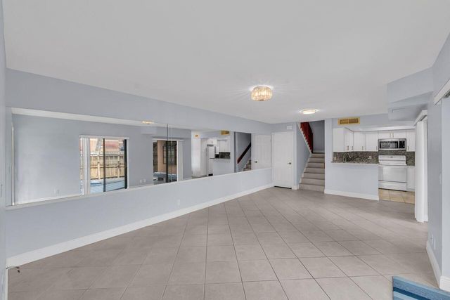 6169 Seven Springs Boulevard, Greenacres, FL 33463