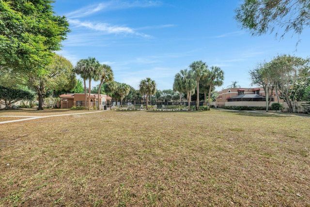 6169 Seven Springs Boulevard, Greenacres, FL 33463