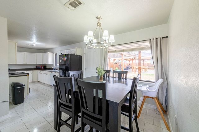 4519 Roosevelt Dr, Midland, TX 79703