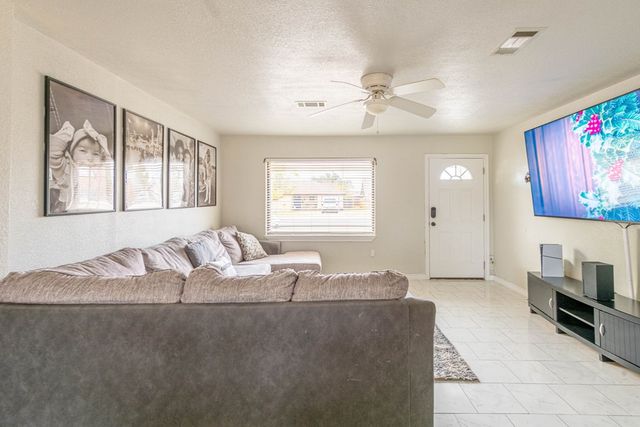 4519 Roosevelt Dr, Midland, TX 79703