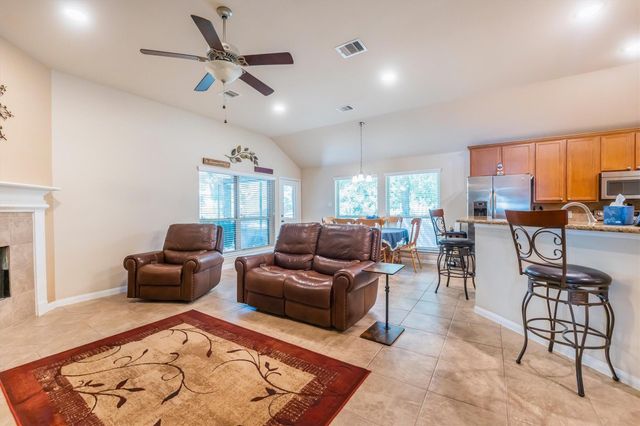 12519 Brightwood Drive, Montgomery, TX 77356