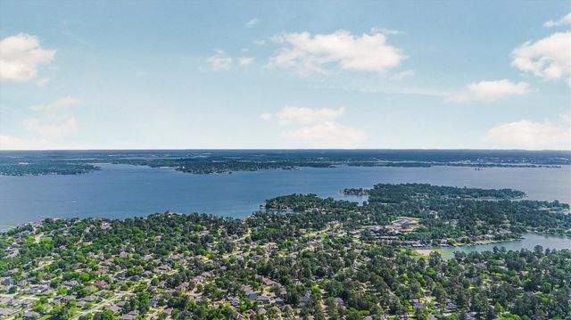 12519 Brightwood Drive, Montgomery, TX 77356