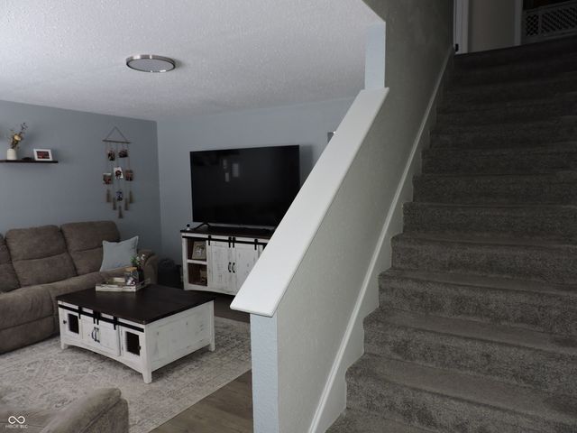 1590 Tulip Court, Franklin, IN 46131