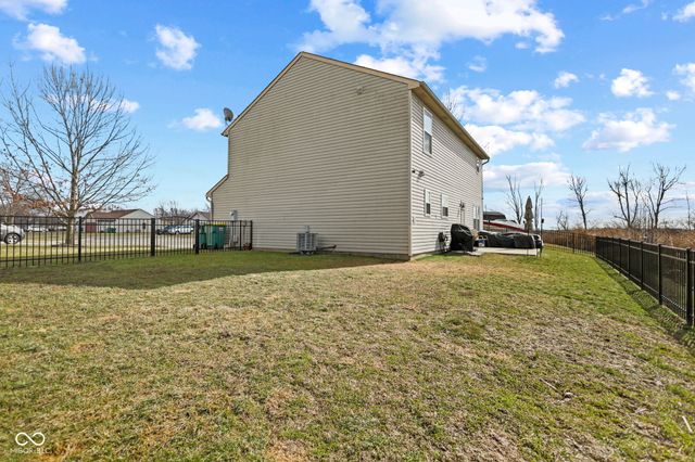 1590 Tulip Court, Franklin, IN 46131
