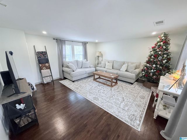 900 ABSHER STREET, Gardendale, AL 35071