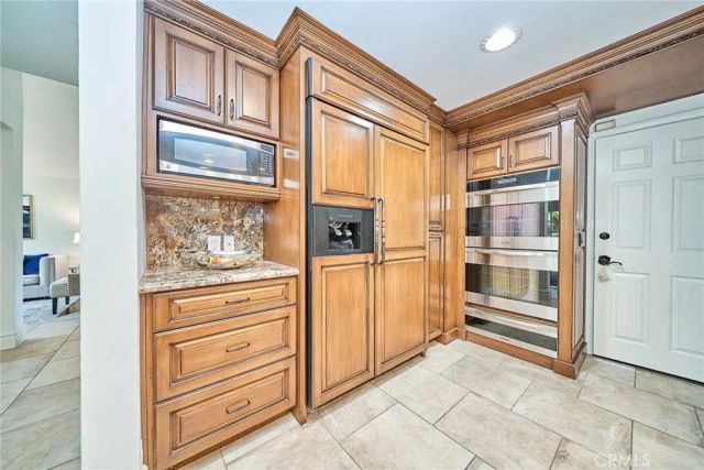 15 Ensueno East, Irvine, CA 92620