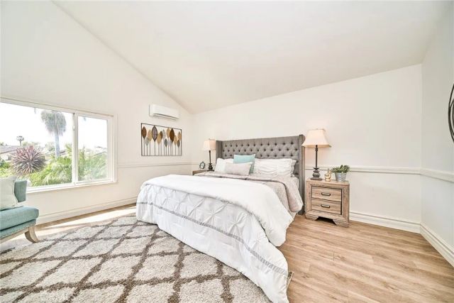 15 Ensueno East, Irvine, CA 92620