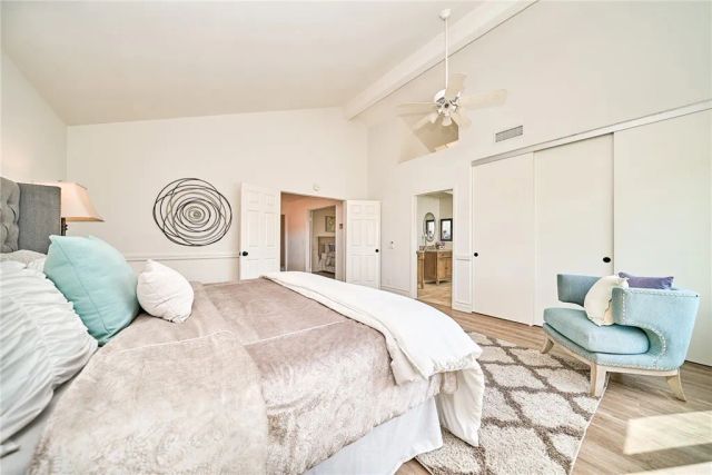 15 Ensueno East, Irvine, CA 92620