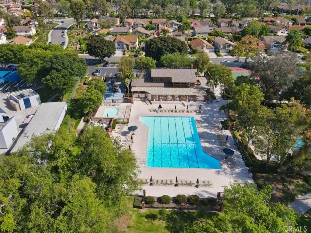 15 Ensueno East, Irvine, CA 92620