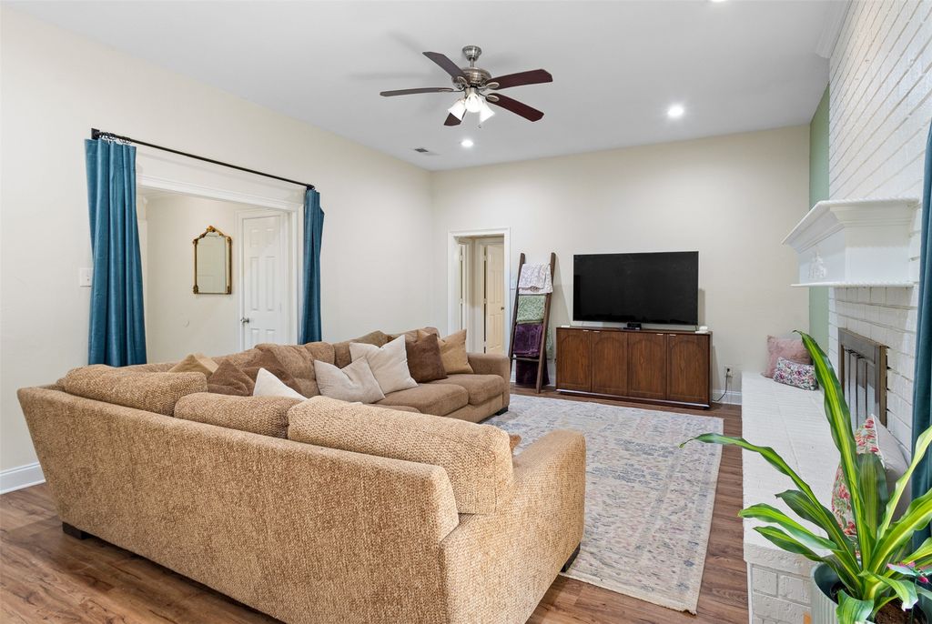 5816 Gatewood Drive, Arlington, TX 76016 — photo 4
