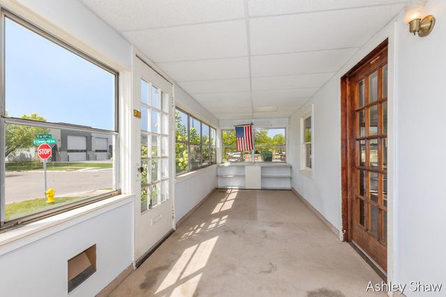 395 W 19th Street, Holland, MI 49423