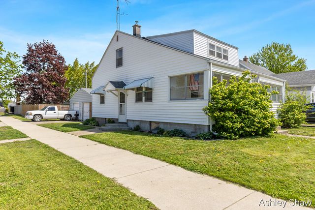 395 W 19th Street, Holland, MI 49423
