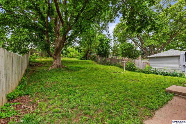 5831 Sahler Street, Omaha, NE 68104