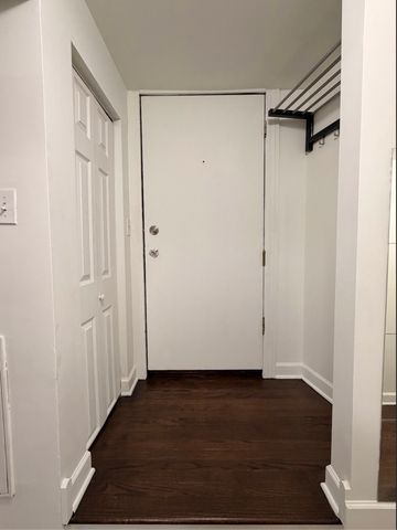 2533 W BERWYN Street G, Chicago, IL 60625