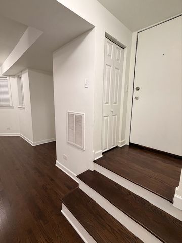 2533 W BERWYN Street G, Chicago, IL 60625