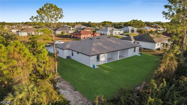 4982 Fairway Ct, Lehigh Acres, FL 33973