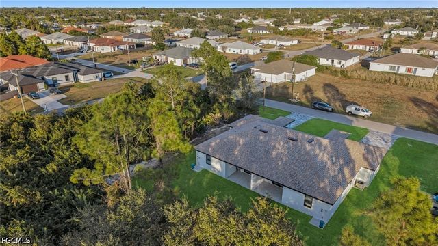 4982 Fairway Ct, Lehigh Acres, FL 33973