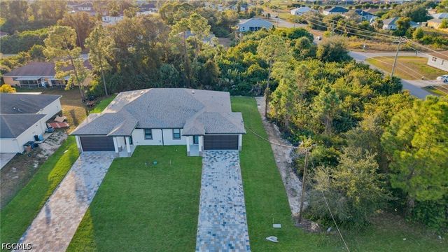 4982 Fairway Ct, Lehigh Acres, FL 33973