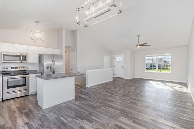 556 Summer Pointe Drive, Walton, KY 41094