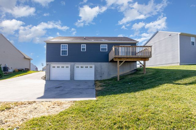556 Summer Pointe Drive, Walton, KY 41094