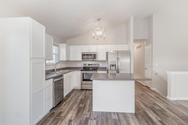 556 Summer Pointe Drive, Walton, KY 41094