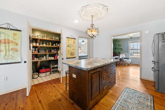 12078 Johnson Mill Rd., Crofton, KY 42217