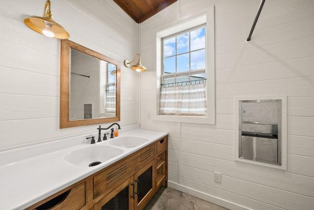 12078 Johnson Mill Rd., Crofton, KY 42217